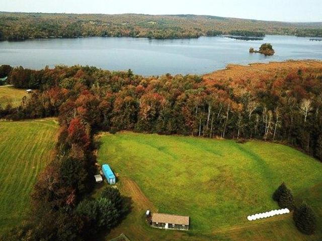 Land for sale in Saint Albans, Somerset County