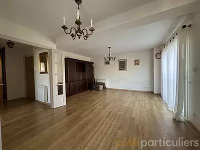 Appartement vente à Saint-Amand-Montrond, Saint-amand-montrond