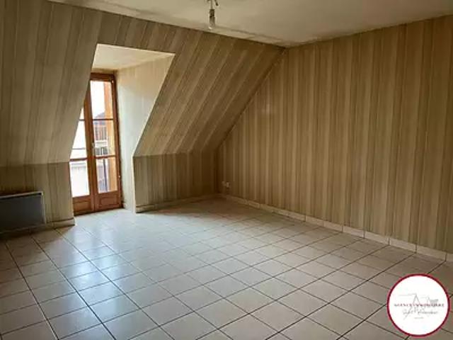 Appartement vente à Saint-Amand-Montrond, Saint-amand-montrond