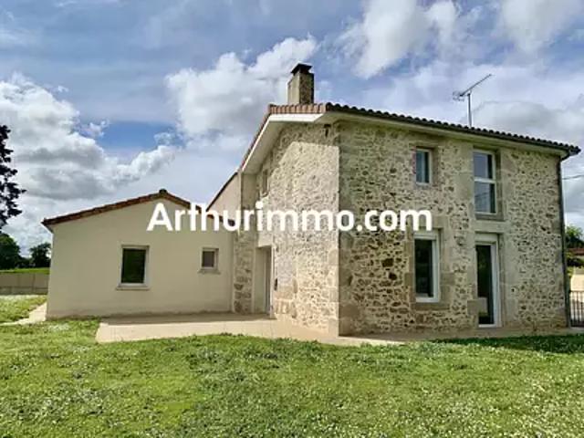 Maison vente à Bressuire, Saint-amand-sur-sèvre