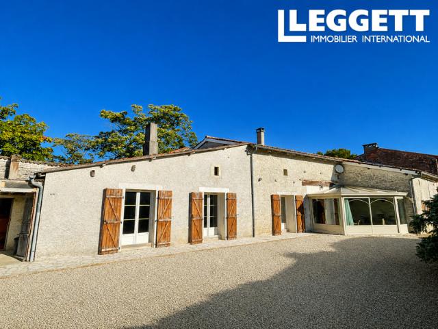 Maison vente à Saint-Amant-de-Boixe, Charente