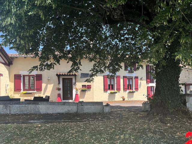 Maison vente à Angoulême, Saint-amant