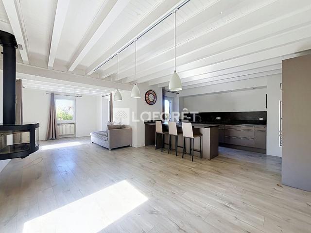 Maison vente à Lons-le-Saunier, Saint-amour