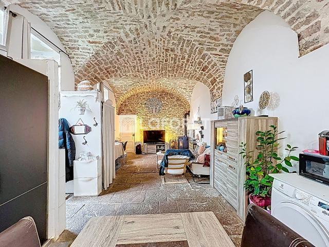 Maison vente à Lons-le-Saunier, Saint-amour