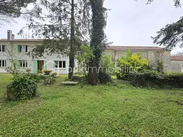 Maison vente à Saintes, Saint-andré-de-lidon