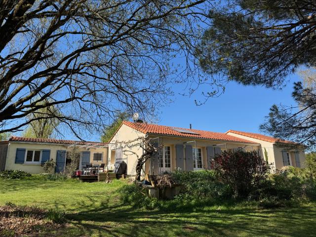 Maison vente à Saintes, Saint-andré-de-lidon