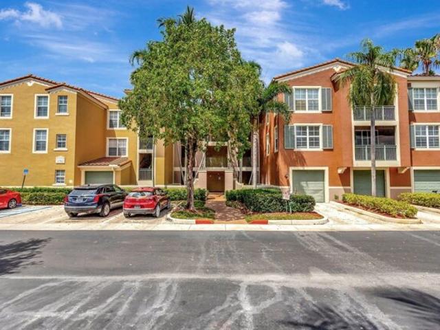 Condo for sale in Wellington