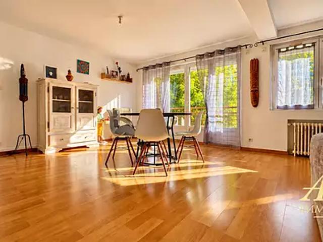 Appartement vente à Saint-Astier, Dordogne