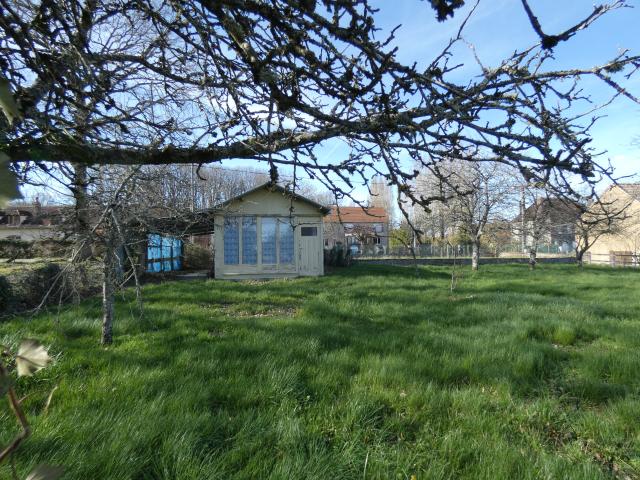 Terrain vente à Auxerre, Saint-aubin-château-neuf