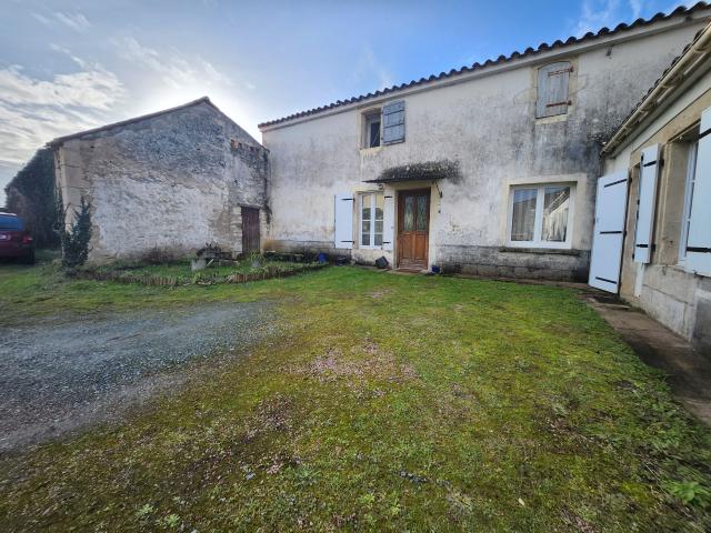 Maison vente à Fontenay-le-Comte, Saint-aubin-la-plaine