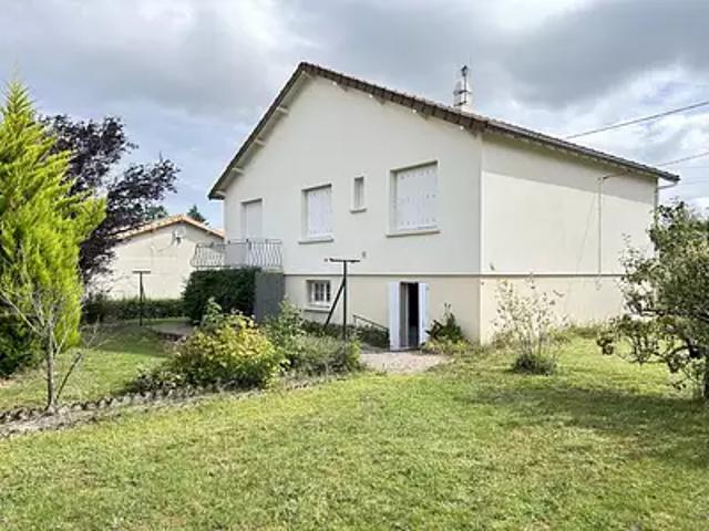 Maison vente à Parthenay, Saint-aubin-le-cloud