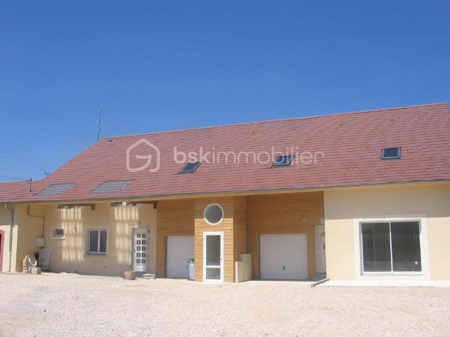 Maison vente à Dole, Bourgogne-Franche-Comté
