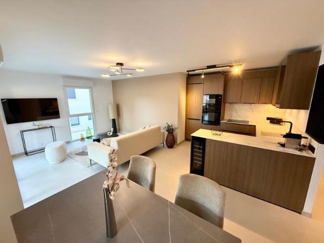 Appartement vente à Arrondissement de Draguignan, Les Adrets-de-l'estérel