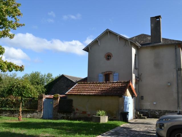 Maison vente à Bellac, Saint-barbant