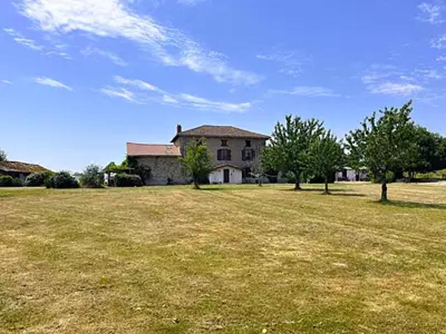 Maison vente à Laubanie, Saint-Bazile