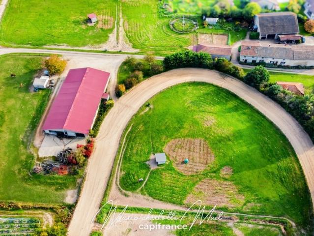 Château vente à France métropolitaine, Saint-bénigne