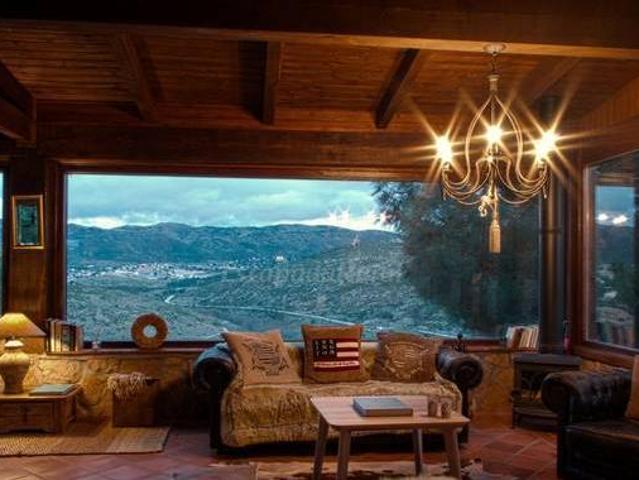 Casa en alquiler en Robledo De Chavela