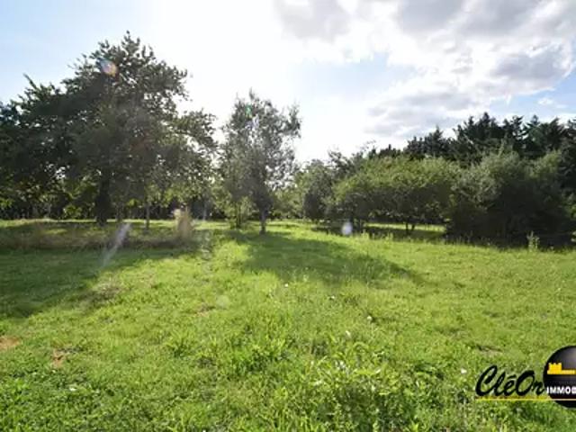 Terrain vente à Louhans-Châteaurenaud, Saint-bonnet-en-bresse