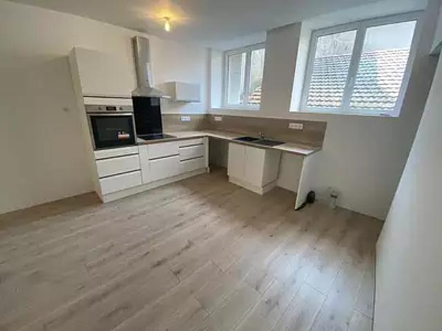 Appartement location à La Côte, Saint-Bonnet-le-Château