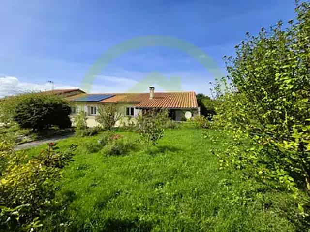 Maison vente à Jonzac, Saint-bonnet-sur-gironde