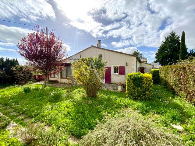 Maison vente à Jonzac, Saint-bonnet-sur-gironde