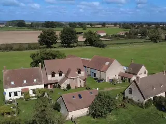 Maison vente à La Beaume, Saint-Bonnet-Tronçais