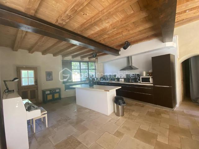 Maison vente à Aix-en-Provence, Saint-cannat