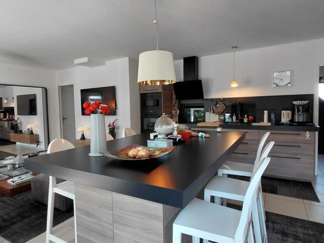 Maison vente à Bordeaux, Saint-caprais-de-bordeaux