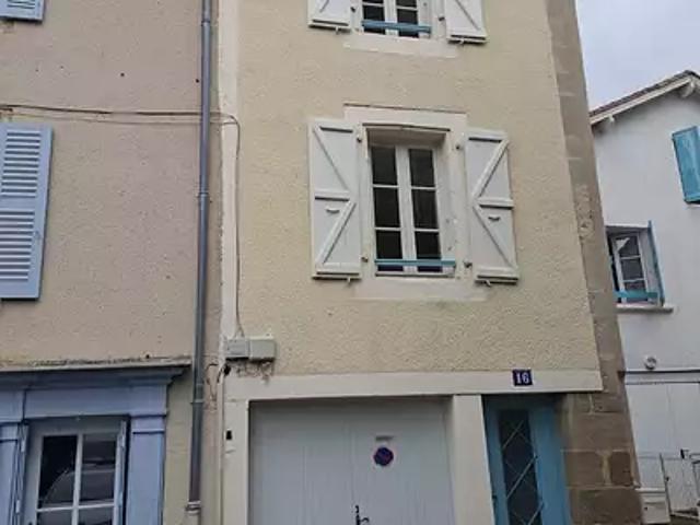 Appartement vente à Saint-Céré, Lot