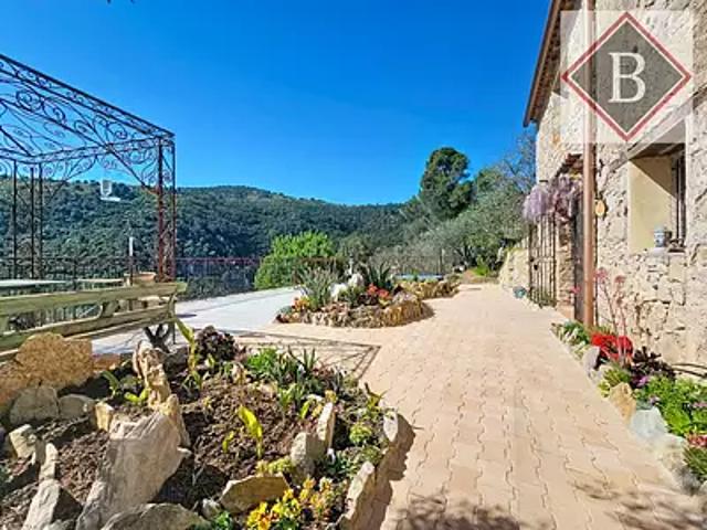 Maison vente à Grasse, Saint-cézaire-sur-siagne