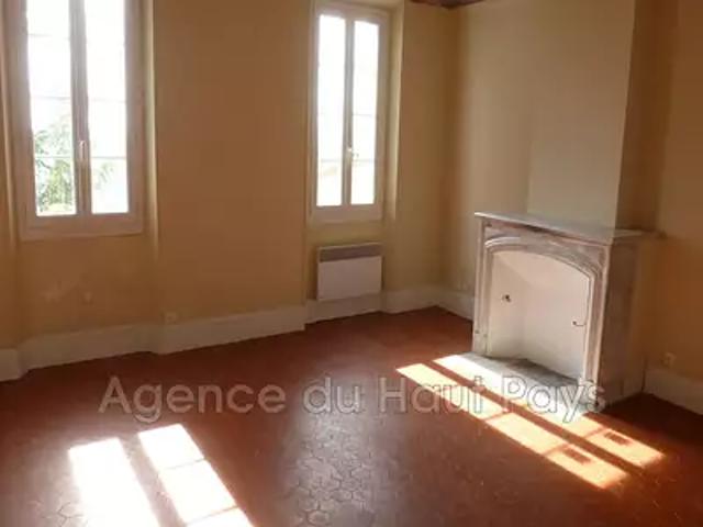 Appartement location à Grasse, Saint-cézaire-sur-siagne