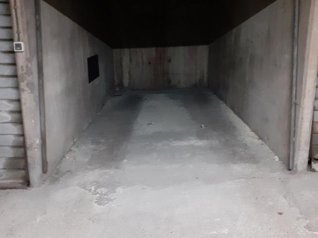 Garage vente à Saint-Étienne, Saint-chamond