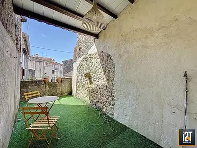 Maison vente à Nîmes, Saint-chaptes