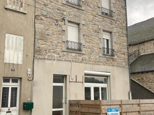 Propriété vente à Saint-chély-d'apcher