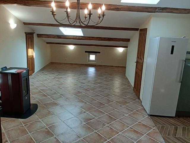 Maison vente à Carpentras, Saint-christol