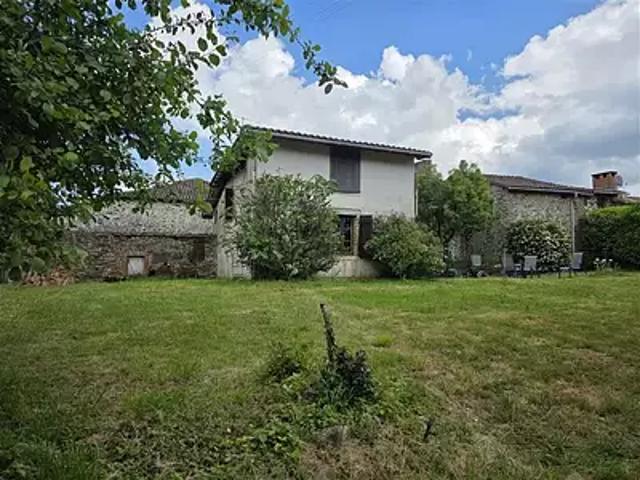 Maison vente à Confolens, Saint-christophe