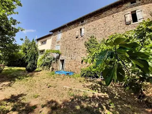 Maison vente à Confolens, Saint-christophe