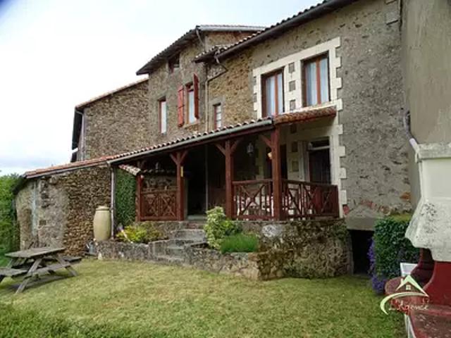 Maison vente à Confolens, Saint-christophe