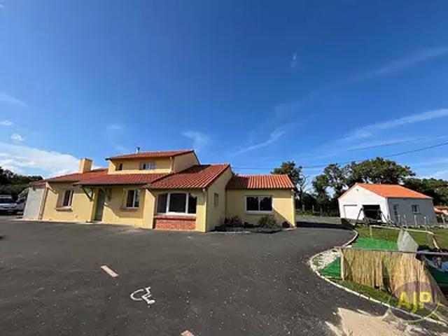 Maison vente à Cholet, Saint-christophe-du-bois