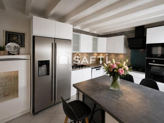 Maison vente à Saint-Christophe-en-Champagne, Sarthe