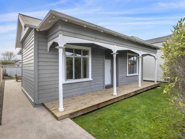 House for rent in Otakou