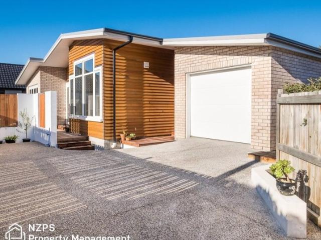 House for rent in Otakou