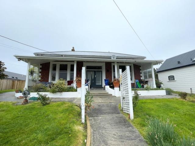 House for rent in Otakou