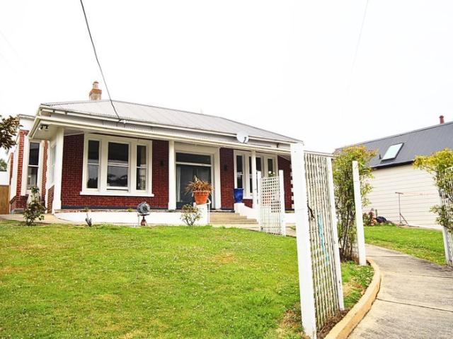 House for rent in Otakou