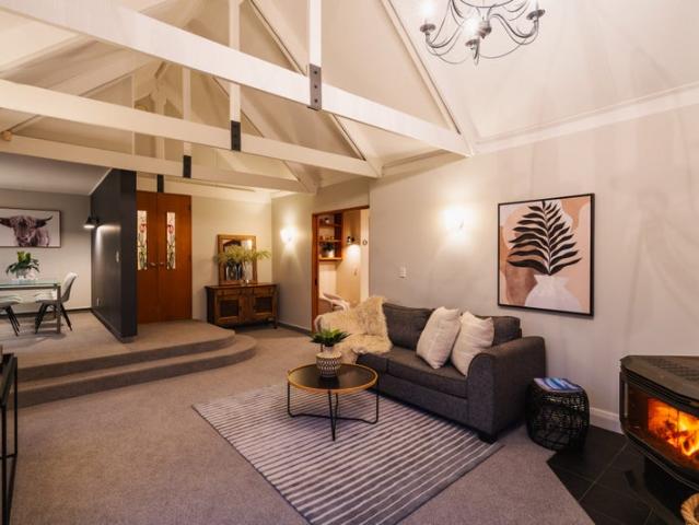 House for rent in Otakou