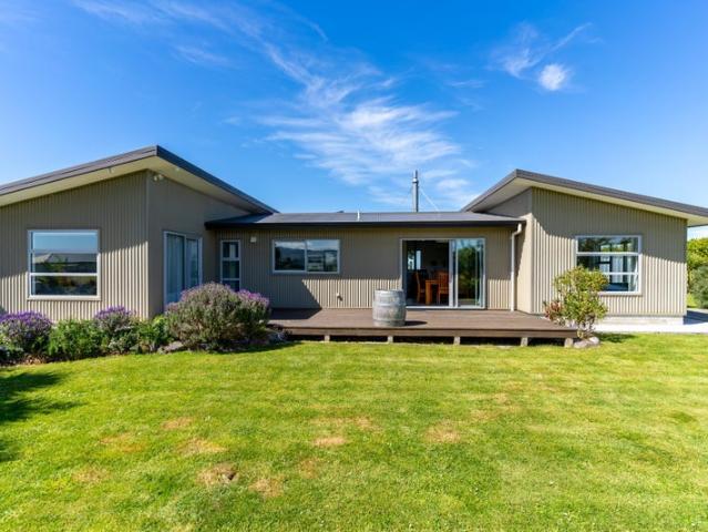 House for rent in Otakou