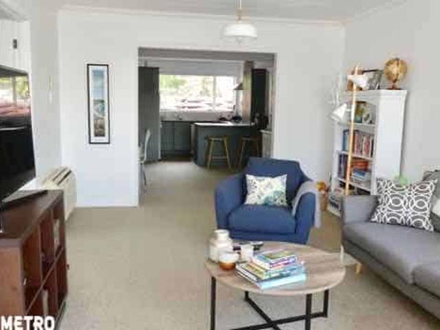 Townhouse for rent in Otakou