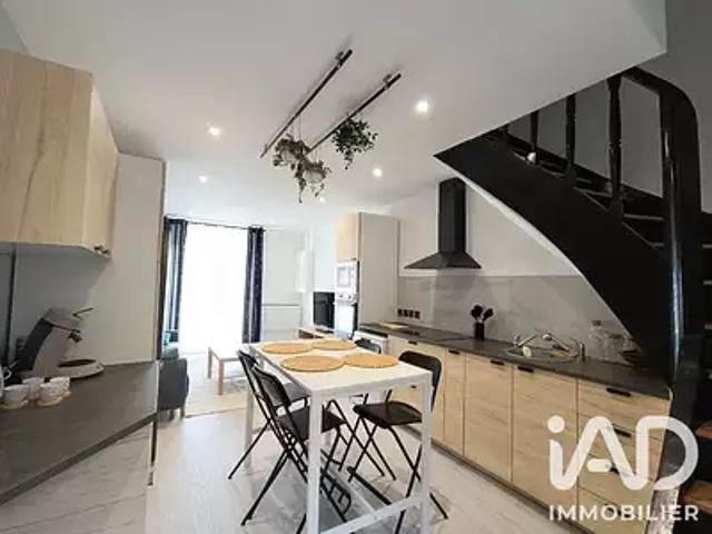 Maison location à Bellefontaine, Saint-Clair-de-la-Tour