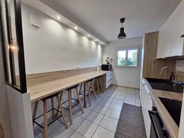 Appartement location à Lotissement Clos Édouard, Saint-Clair-du-Rhône