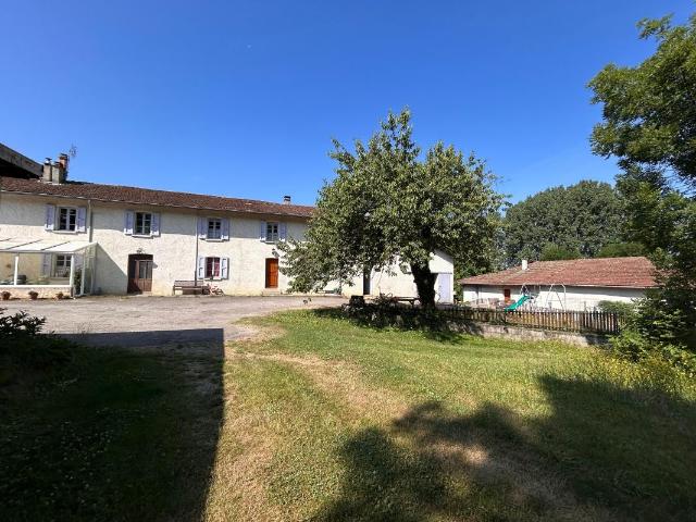 Maison vente à France métropolitaine, Saint-etienne-de-saint-geoirs
